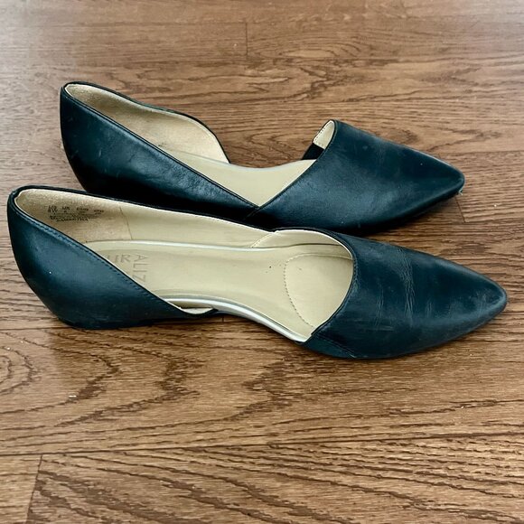 Naturalizer Pointy Toe Shoes - 8W - Picture 7 of 7